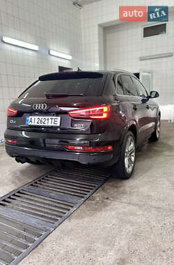 Внедорожник / Кроссовер Audi Q3 2016 в 