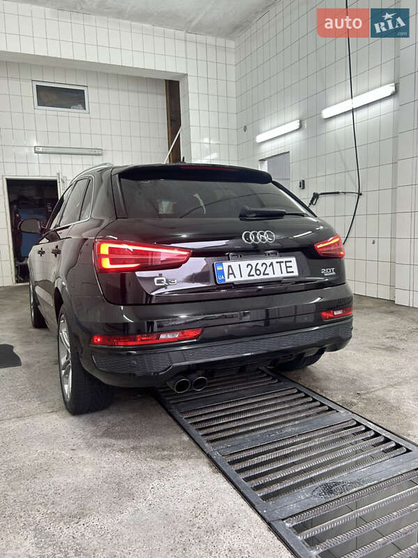 Позашляховик / Кросовер Audi Q3 2016 в Києві
