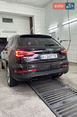 Внедорожник / Кроссовер Audi Q3 2016 в 