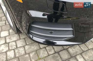 Внедорожник / Кроссовер Audi Q3 2016 в 