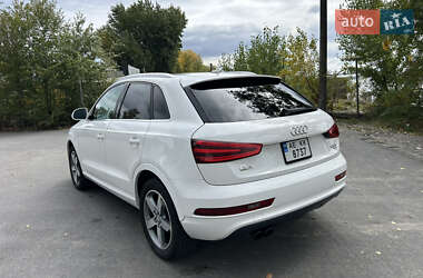 Позашляховик / Кросовер Audi Q3 2015 в 