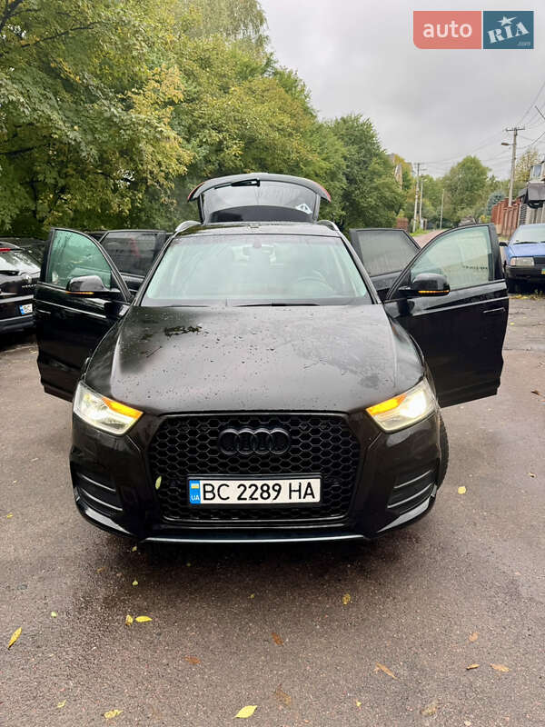 Внедорожник / Кроссовер Audi Q3 2017 в Львове