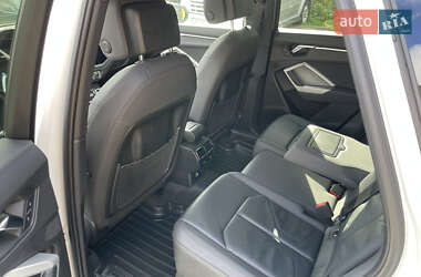 Позашляховик / Кросовер Audi Q3 2020 в  фото 6 Позашляховик / Кросовер Audi Q3 2020 в