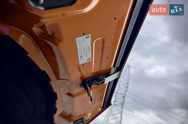 Внедорожник / Кроссовер Audi Q3 2012 в 