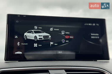 Внедорожник / Кроссовер Audi Q3 2012 в 