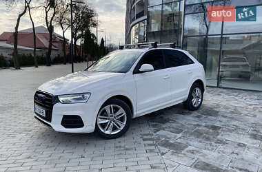 Внедорожник / Кроссовер Audi Q3 2016 в Ужгороде