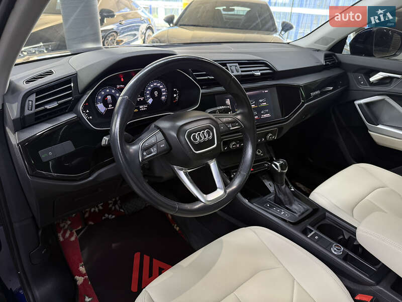 Позашляховик / Кросовер Audi Q3 2020 в Одесі фото 20 Позашляховик / Кросовер Audi Q3 2020 в Одесі