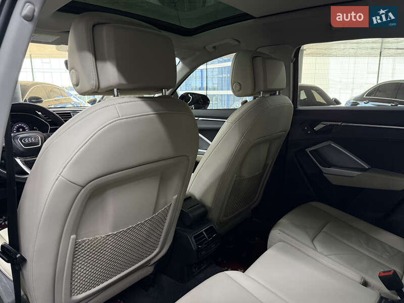 Позашляховик / Кросовер Audi Q3 2020 в Одесі фото 23 Позашляховик / Кросовер Audi Q3 2020 в Одесі