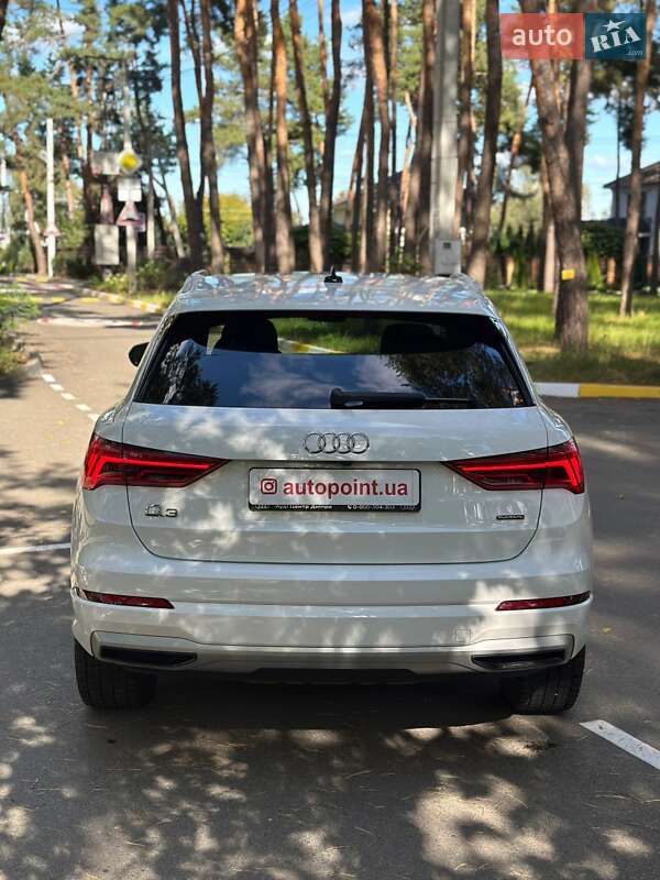 Позашляховик / Кросовер Audi Q3 2019 в Білогородці