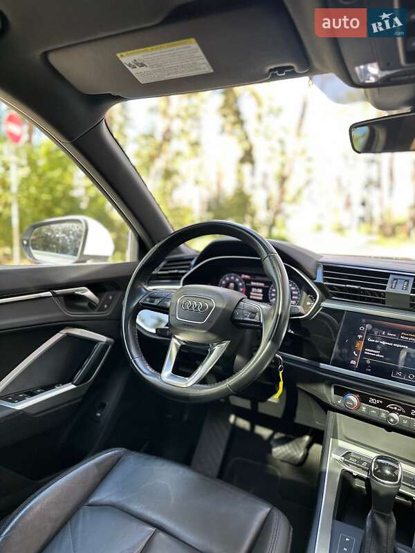 Позашляховик / Кросовер Audi Q3 2019 в Білогородці