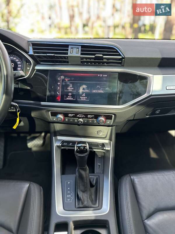 Позашляховик / Кросовер Audi Q3 2019 в Білогородці
