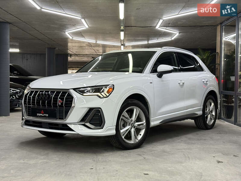 Позашляховик / Кросовер Audi Q3 2019 в Одесі