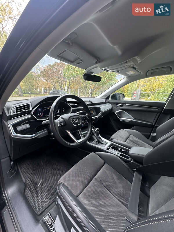 Позашляховик / Кросовер Audi Q3 2022 в Вінниці фото 13 Позашляховик / Кросовер Audi Q3 2022 в Вінниці