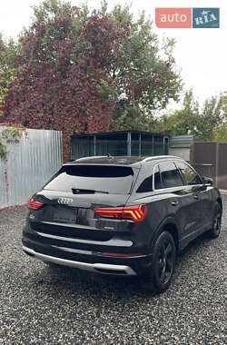 Позашляховик / Кросовер Audi Q3 2019 в  фото 7 Позашляховик / Кросовер Audi Q3 2019 в