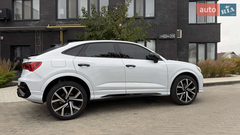 Позашляховик / Кросовер Audi Q3 2020 в Вінниці