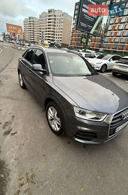 Внедорожник / Кроссовер Audi Q3 2016 в 