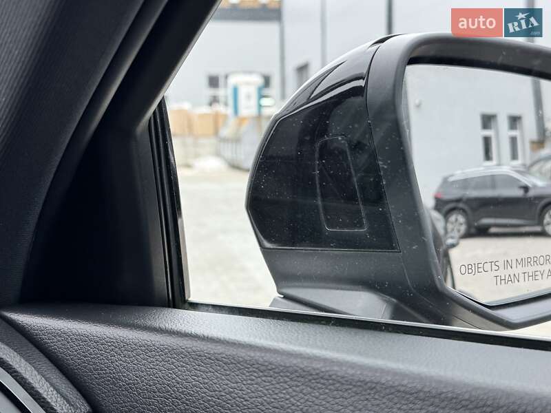 Позашляховик / Кросовер Audi Q3 2019 в Києві фото 40 Позашляховик / Кросовер Audi Q3 2019 в Києві
