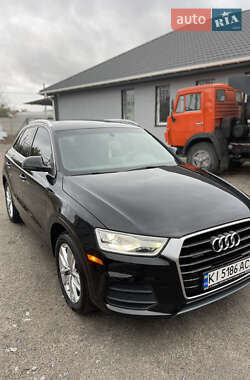 Внедорожник / Кроссовер Audi Q3 2015 в 