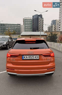 Позашляховик / Кросовер Audi Q3 2019 в  фото 3 Позашляховик / Кросовер Audi Q3 2019 в