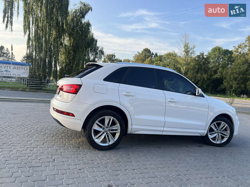Внедорожник / Кроссовер Audi Q3 2017 в Тернополе