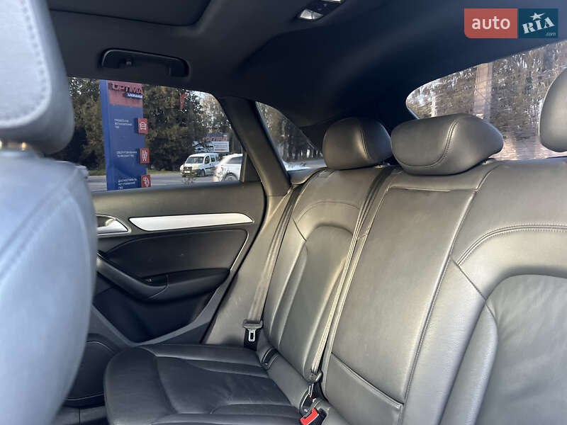 Внедорожник / Кроссовер Audi Q3 2017 в Тернополе