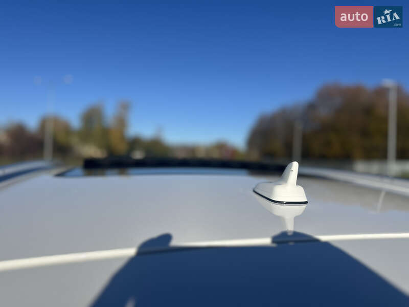 Внедорожник / Кроссовер Audi Q3 2015 в Львове