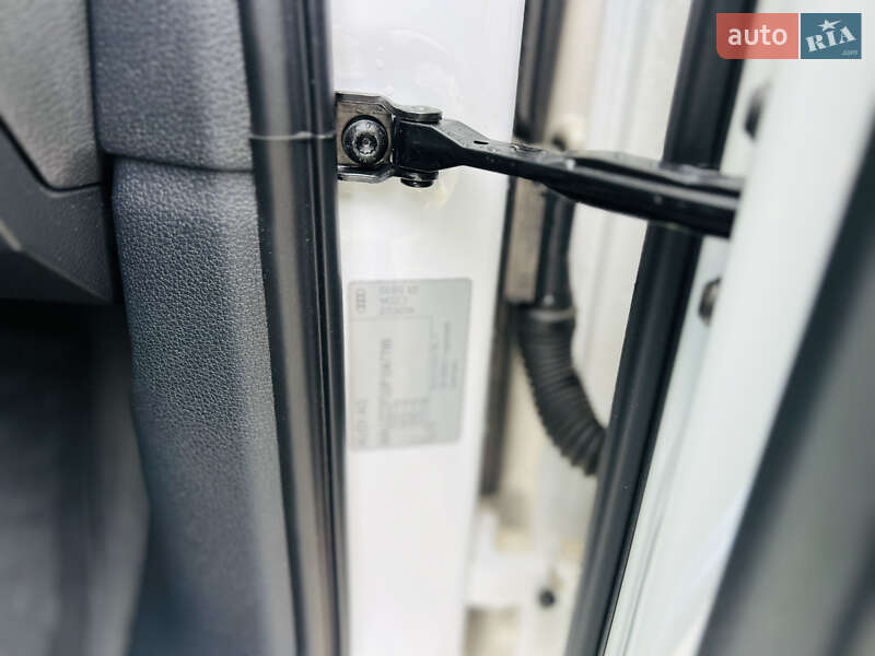 Позашляховик / Кросовер Audi Q3 2022 в Мукачевому