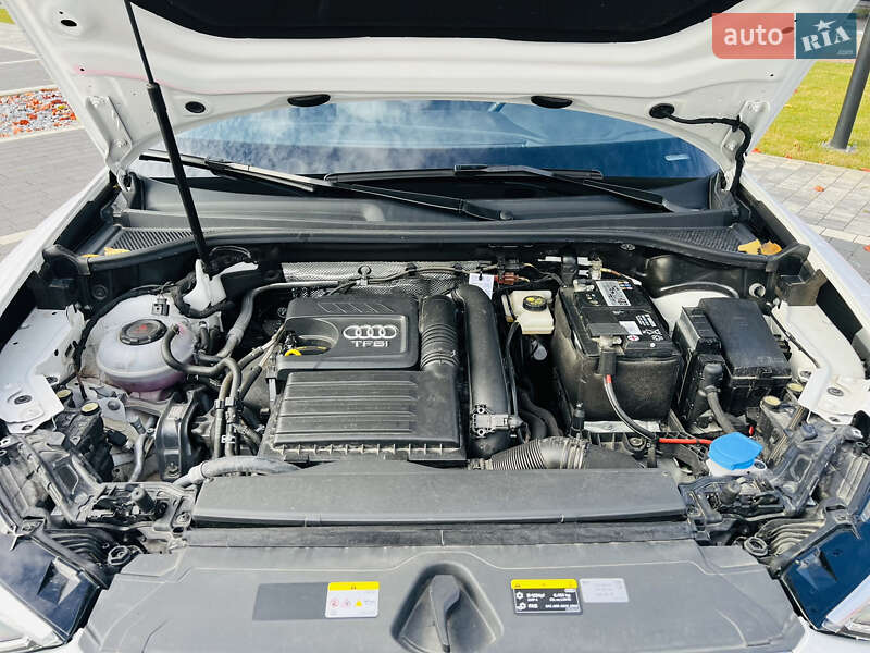 Позашляховик / Кросовер Audi Q3 2022 в Мукачевому