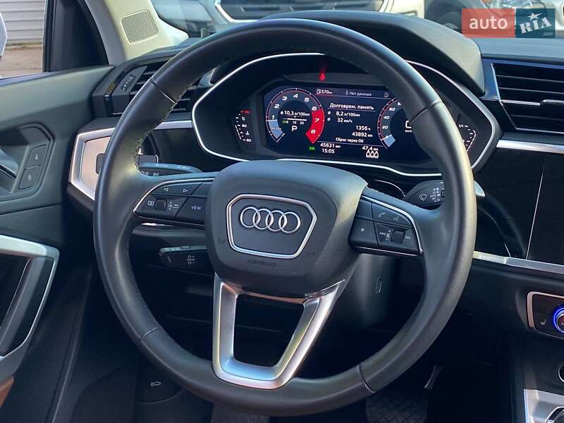 Позашляховик / Кросовер Audi Q3 2022 в Києві фото 14 Позашляховик / Кросовер Audi Q3 2022 в Києві