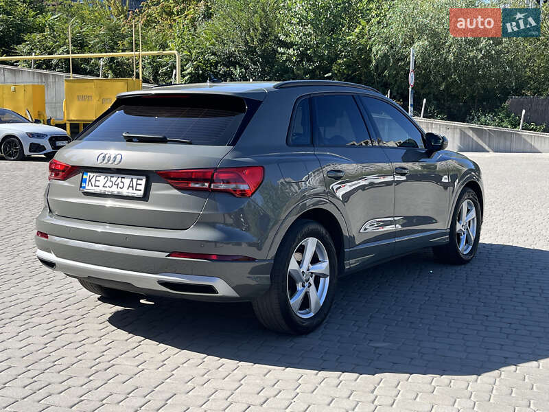 Позашляховик / Кросовер Audi Q3 2019 в Дніпрі фото 3 Позашляховик / Кросовер Audi Q3 2019 в Дніпрі