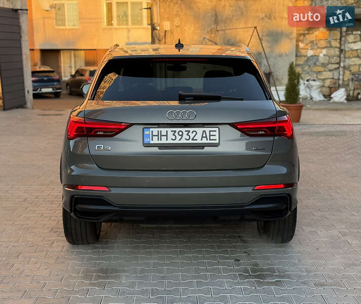 Позашляховик / Кросовер Audi Q3 2020 в Одесі фото 8 Позашляховик / Кросовер Audi Q3 2020 в Одесі