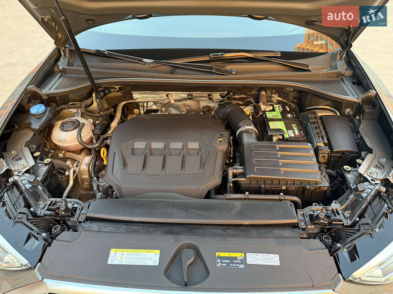 Позашляховик / Кросовер Audi Q3 2020 в Одесі фото 24 Позашляховик / Кросовер Audi Q3 2020 в Одесі