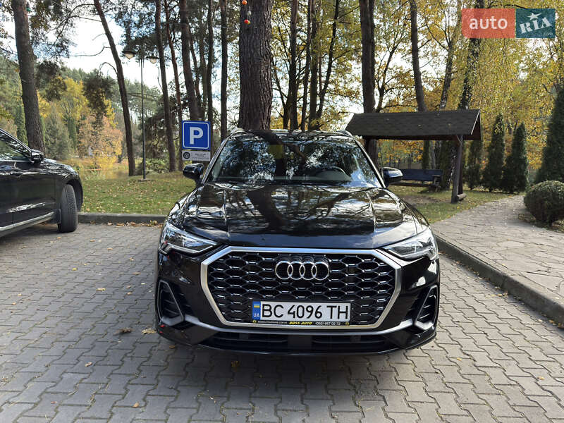 Позашляховик / Кросовер Audi Q3 2022 в Львові фото 9 Позашляховик / Кросовер Audi Q3 2022 в Львові