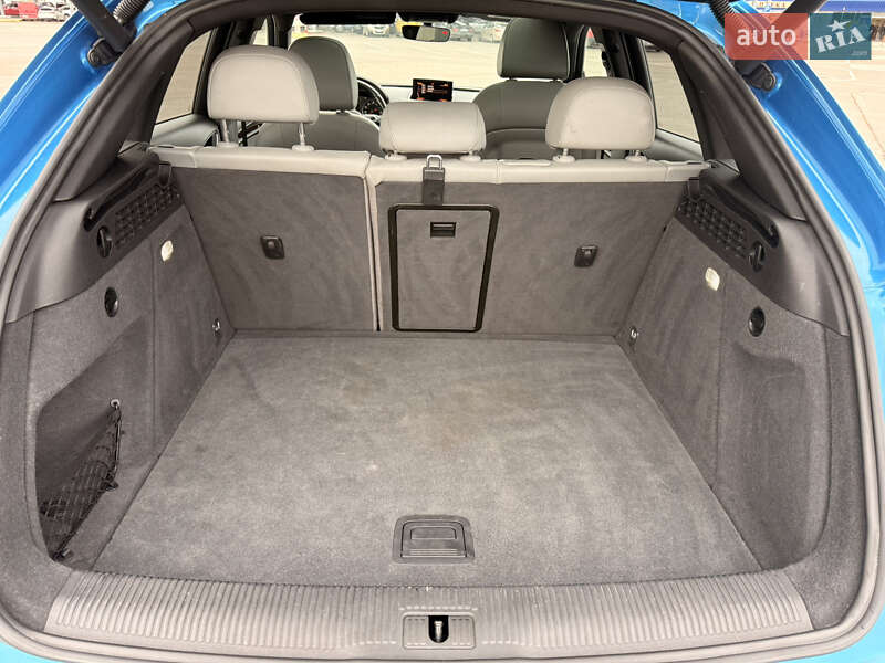 Внедорожник / Кроссовер Audi Q3 2015 в Львове