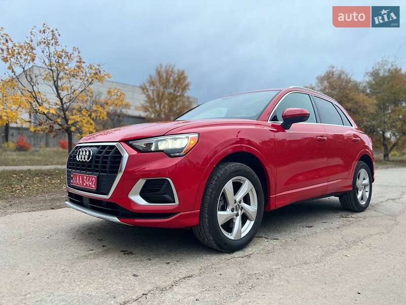 Позашляховик / Кросовер Audi Q3 2019 в Запоріжжі фото Позашляховик / Кросовер Audi Q3 2019 в Запоріжжі