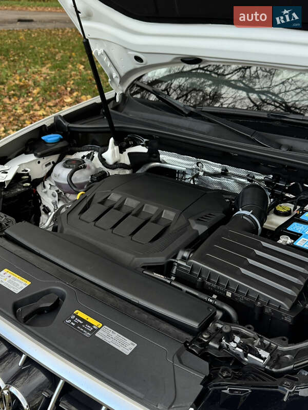 Позашляховик / Кросовер Audi Q3 2023 в Києві