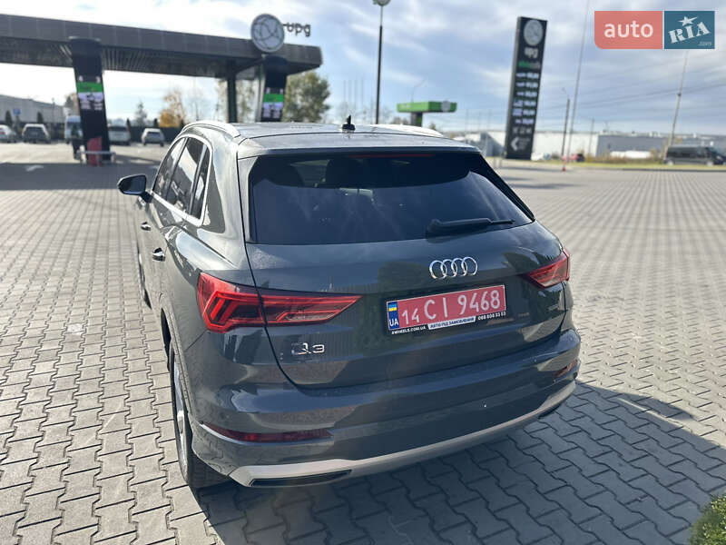 Внедорожник / Кроссовер Audi Q3 2019 в Тернополе