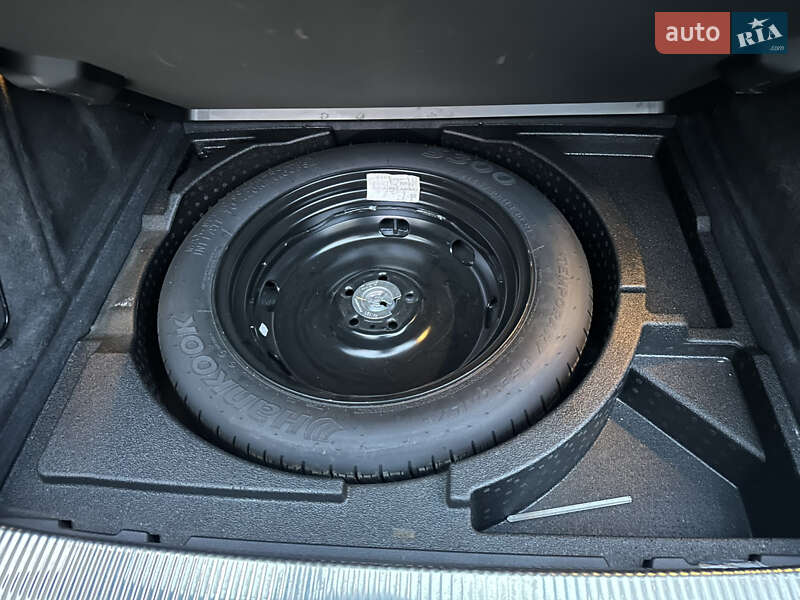 Позашляховик / Кросовер Audi Q3 2016 в Києві фото 17 Позашляховик / Кросовер Audi Q3 2016 в Києві