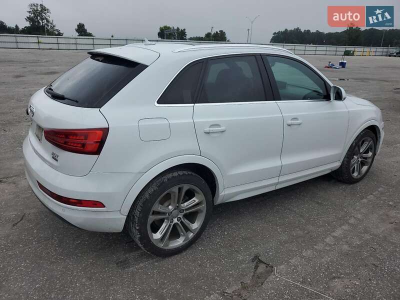 Позашляховик / Кросовер Audi Q3 2016 в Чернівцях