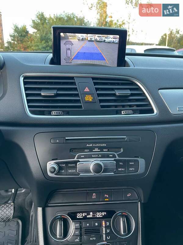 Позашляховик / Кросовер Audi Q3 2016 в Львові