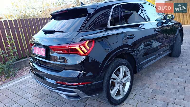 Внедорожник / Кроссовер Audi Q3 2019 в Стрые