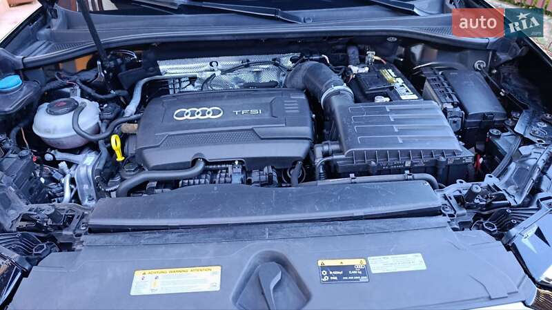 Внедорожник / Кроссовер Audi Q3 2019 в Стрые