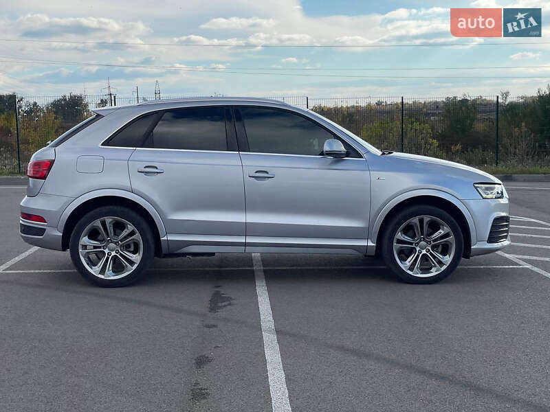 Внедорожник / Кроссовер Audi Q3 2016 в Ровно