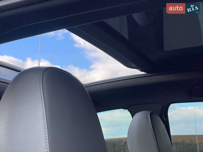 Внедорожник / Кроссовер Audi Q3 2016 в Ровно