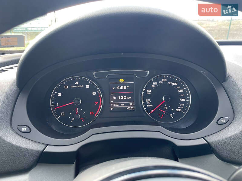 Внедорожник / Кроссовер Audi Q3 2016 в Ровно