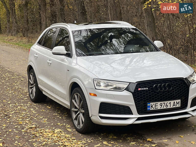 Внедорожник / Кроссовер Audi Q3 2018 в Днепре