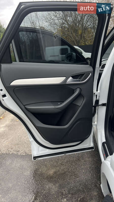 Внедорожник / Кроссовер Audi Q3 2018 в Днепре