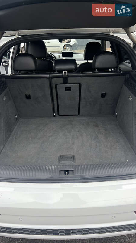 Внедорожник / Кроссовер Audi Q3 2018 в Днепре