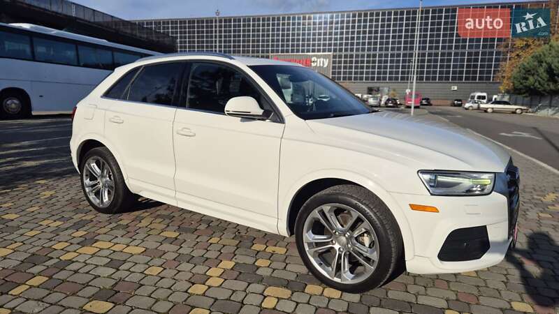 Внедорожник / Кроссовер Audi Q3 2016 в Луцке