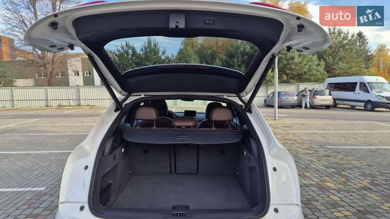 Внедорожник / Кроссовер Audi Q3 2016 в Луцке